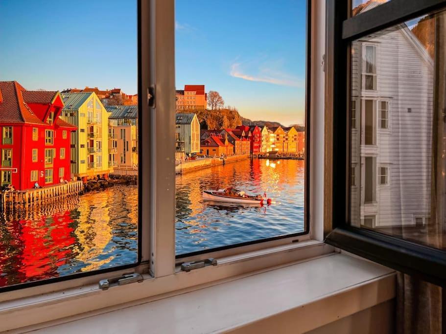 Seafront Apt. With Elevator And French Balcony Bergen Extérieur photo
